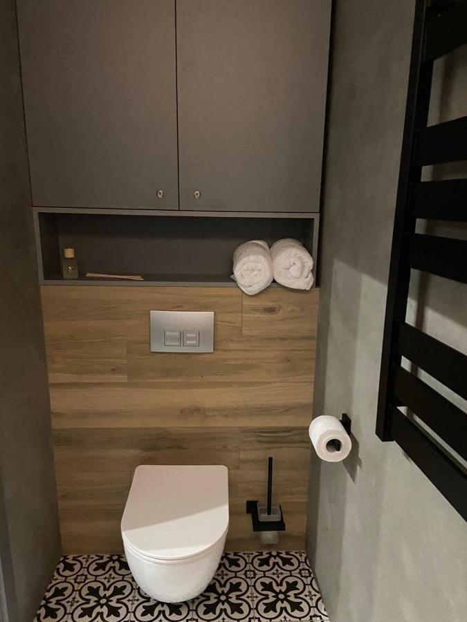 Lux appartments в центре города в стиле Loft Винница Экстерьер фото