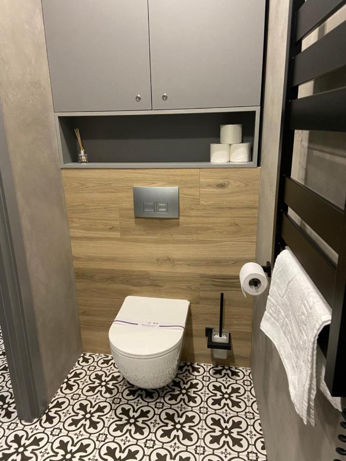 Lux appartments в центре города в стиле Loft Винница Экстерьер фото